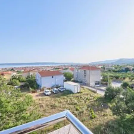Kati Apartment Kastel Stari