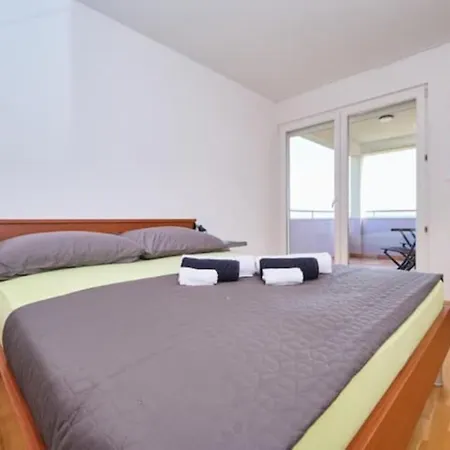 Kati Apartment Kastel Stari